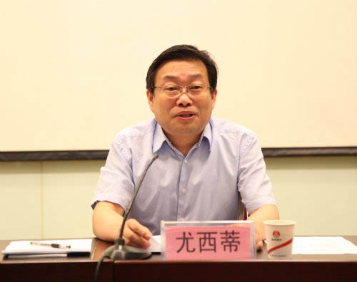 新班子上任一個(gè)月，看他們都忙了些啥？