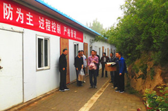 漢中分公司領(lǐng)導(dǎo)節(jié)日檢查施工項(xiàng)目慰問(wèn)一線員工