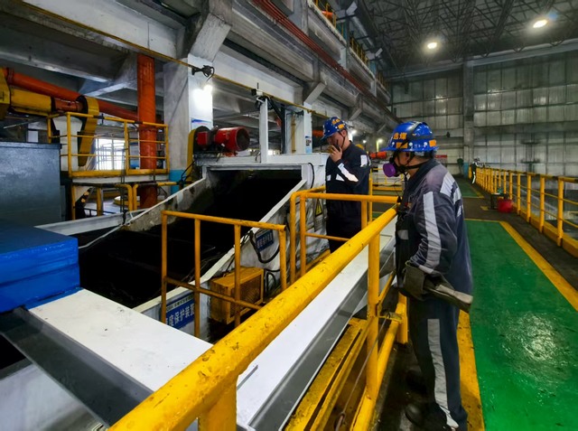 陜煤建設(shè)洗選煤運營公司紅柳林洗煤廠項目部：心有猛虎，細嗅薔薇