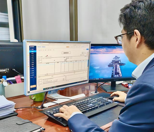 規(guī)尺之內(nèi)，煙火之外