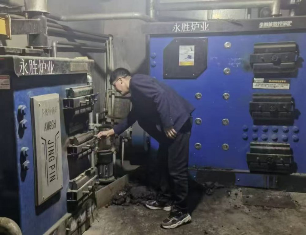 陜煤建設(shè)煤礦運營服務(wù)分公司：情暖寒冬 全力護航