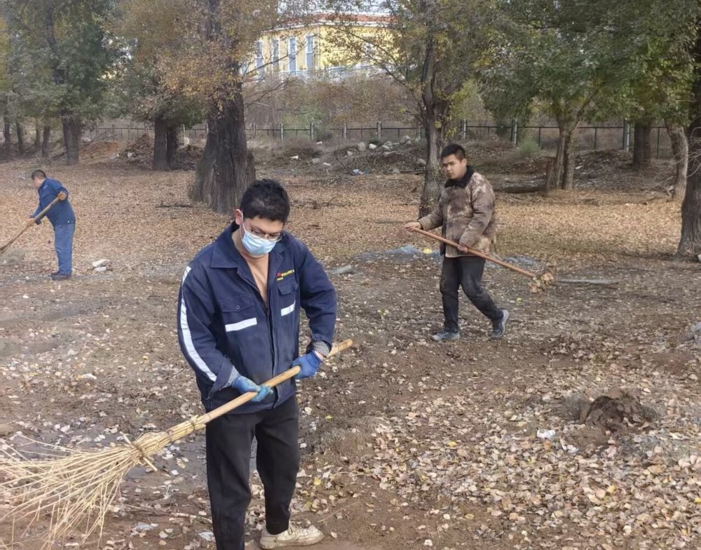 陜煤建設(shè)煤礦運(yùn)營服務(wù)分公司:潔美家園 志愿先行