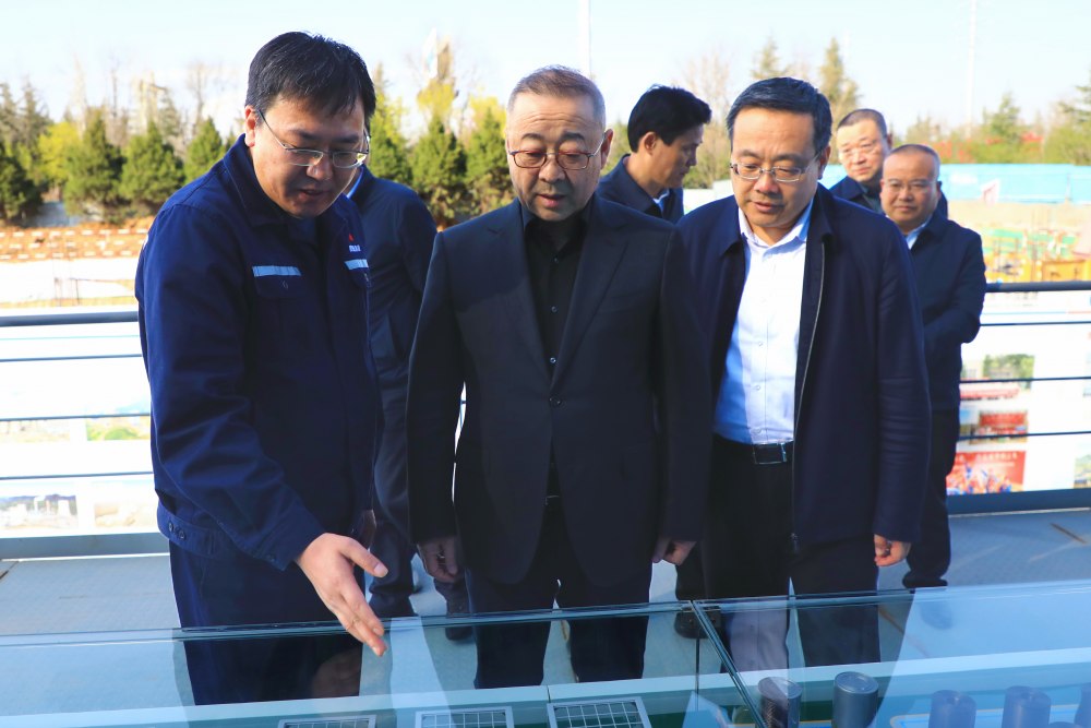 陜西省發(fā)展改革委黨組書記、主任王青峰蒞臨銅創(chuàng)能材項目調(diào)研指導(dǎo)工作