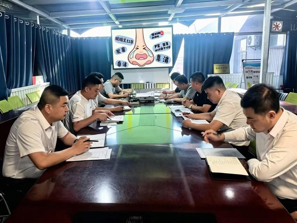 陜煤建設(shè)洗選煤運營公司第二項目部：“剛?cè)岵卑l(fā)力  “兩手齊抓”保安