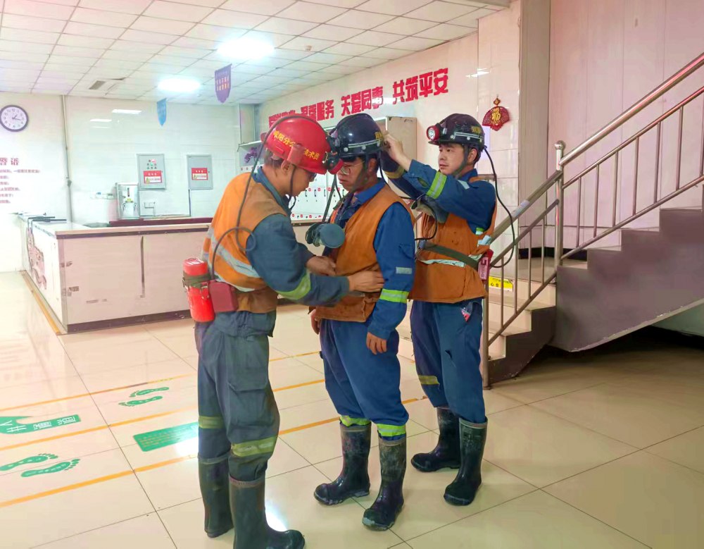 陜煤建設(shè)天工公司機(jī)電安裝第二項目部：嚴(yán)字當(dāng)頭筑防線 精字為要提質(zhì)效
