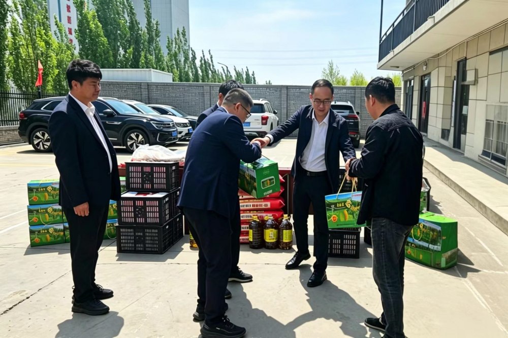 陜煤建設(shè)煤礦運營服務(wù)分公司：致敬勞動者 情暖五一節(jié)