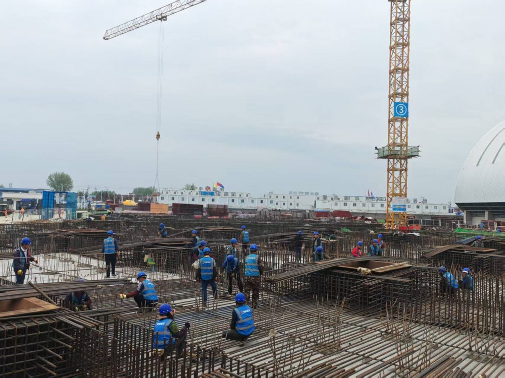 “五一”我在崗 實干建新功
