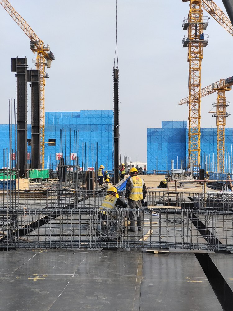 陜煤建設(shè)內(nèi)蒙古分公司假期建設(shè)熱潮涌動